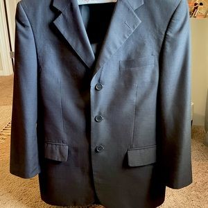 Men’s 3 button suit. Size 38 jacket and 36 pants